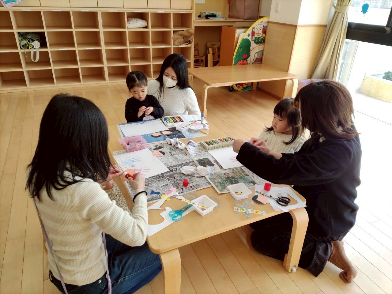 1歳児・2歳児対象<br>親子教室 「元気いっぱい　えがおいっぱい」